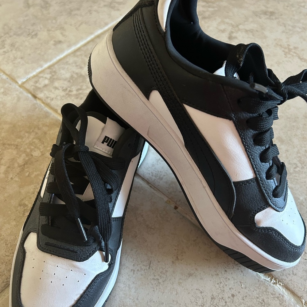 Puma Carina Street sneaker